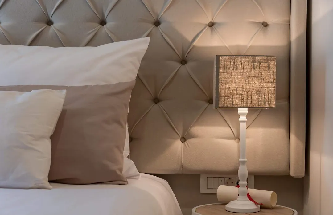 Jupiter Lux Rooms-1